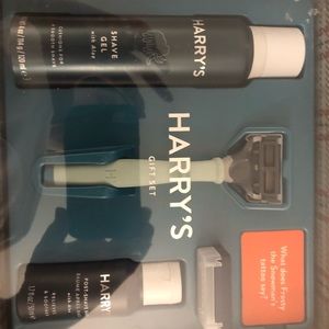 Harry’s shave gift set